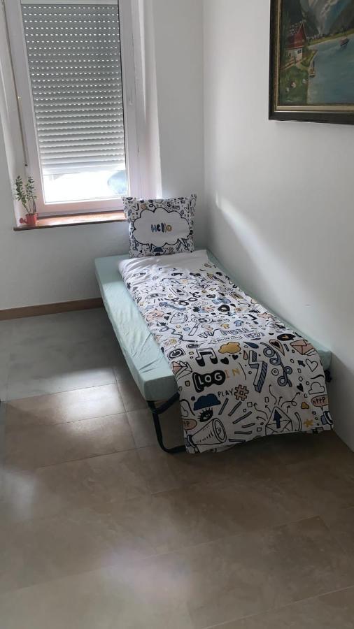 Superbe Appartement Au Rdc Avec Cheminee Villerupt Eksteriør bilde
